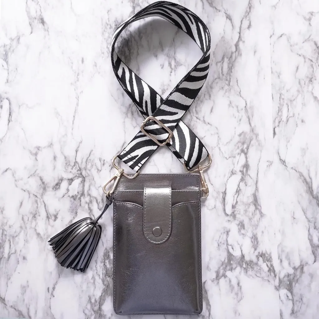 Agnes Phone Pouch - Pewter Metallic