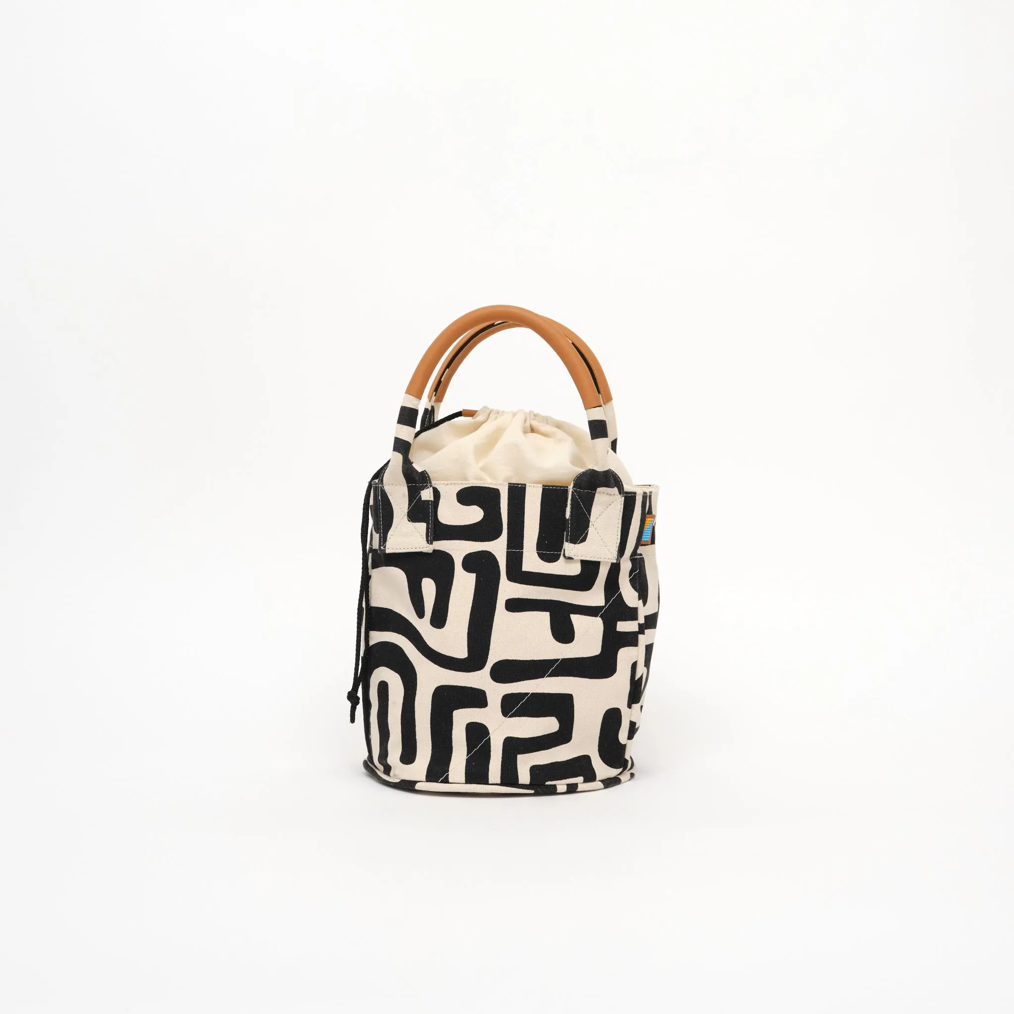 Daytripper Bag - Black Kuba