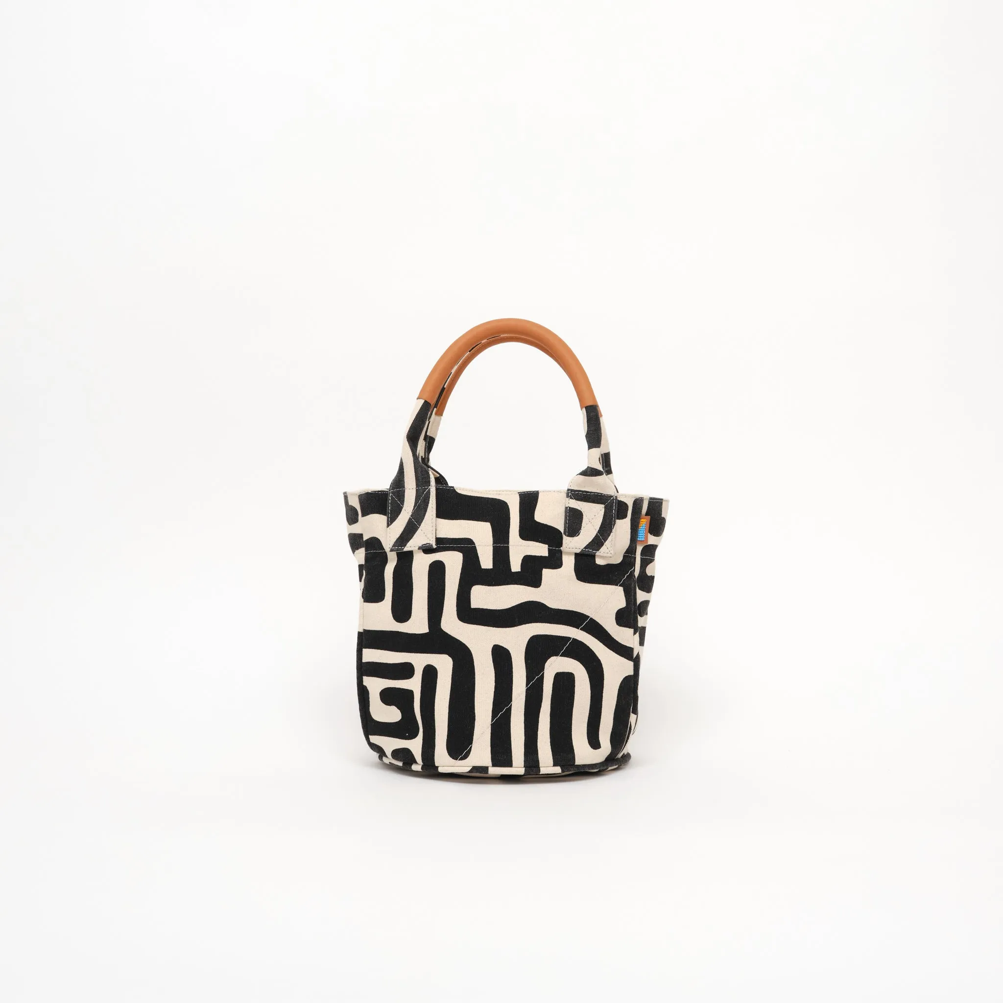 Daytripper Bag - Black Kuba