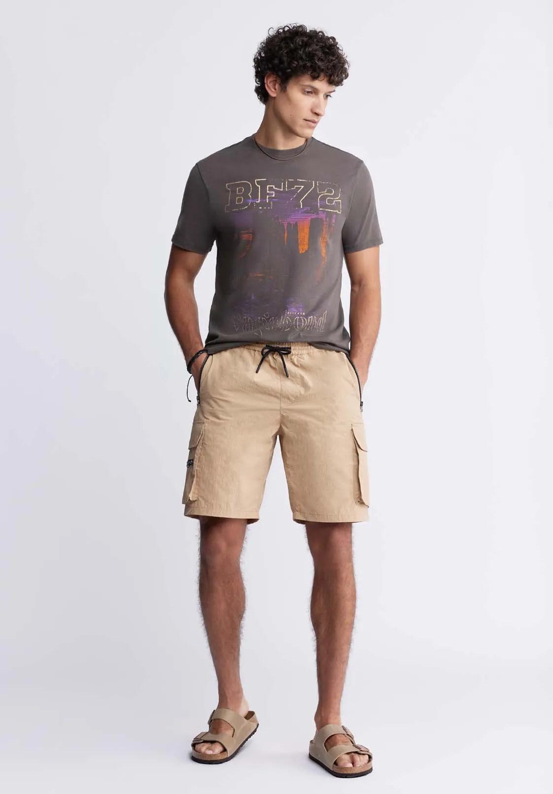 Hult Men’s Drawstring Cargo Shorts in Tan - BM24342