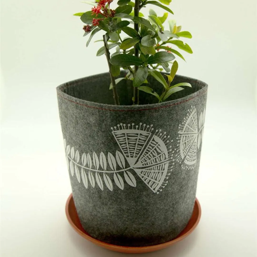 Pohutukawa Ecofelt Grow Bag White Print on Mid Grey