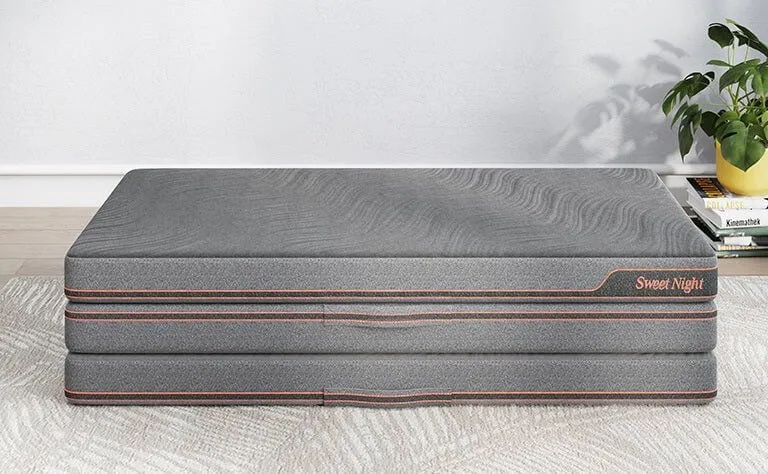 Tri-Folding Mattress